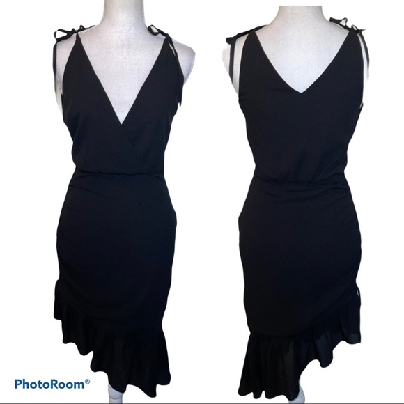 ALI & JAY Dresses & Skirts - Ali & Jay Sexy Black Dress XS